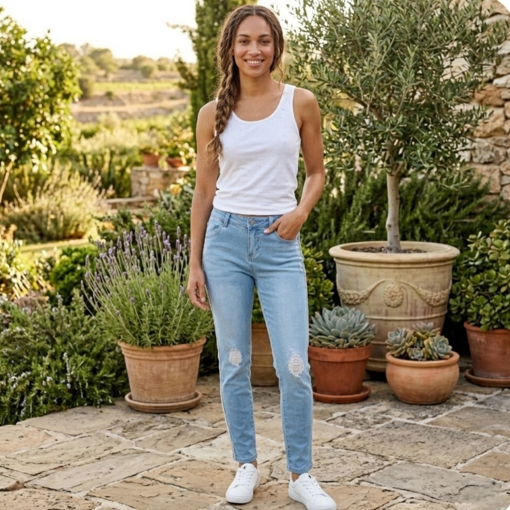 On S'en Fout Des Garcons Light Wash Jeans,Distressed Knee/Embroidery Details,16